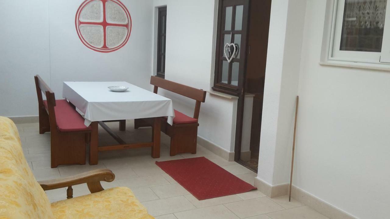 As Brela Exterior foto